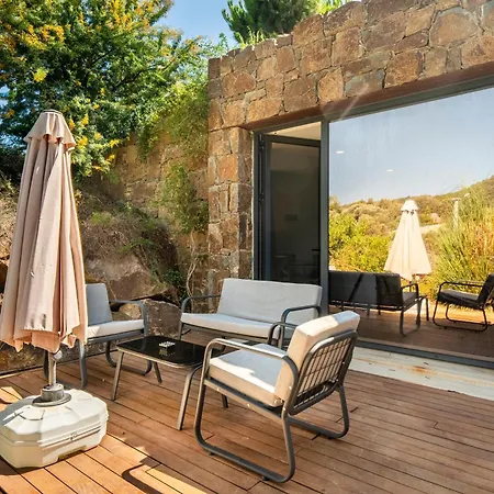 Bodroombnb Fully Private In Yalikavak For 20 Guests ,2 Pools & Botanical Garden Ideal For Events, Families & Friends Vilă