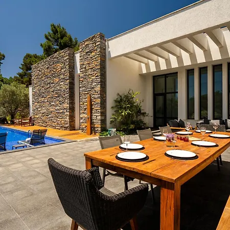 Bodroombnb Fully Private In Yalikavak For 20 Guests ,2 Pools & Botanical Garden Ideal For Events, Families & Friends Вилла *